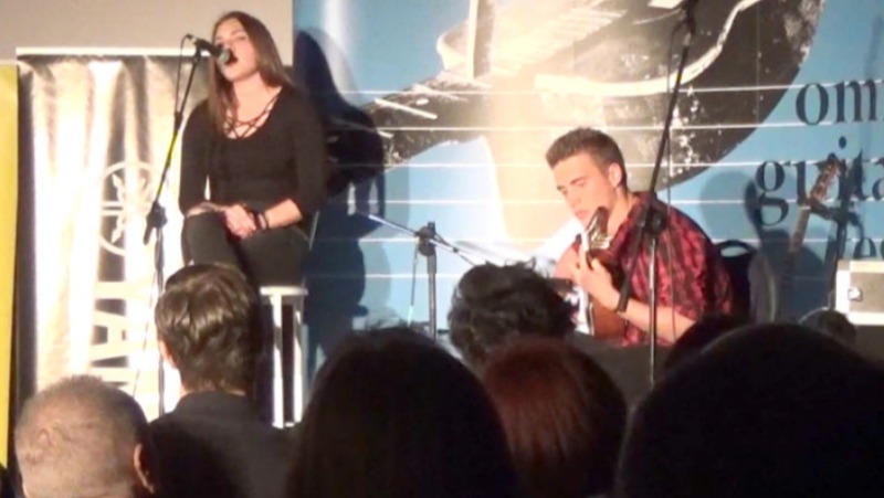 Veliki uspjeh Emili i Jana na "Guitar festu" u Omišu